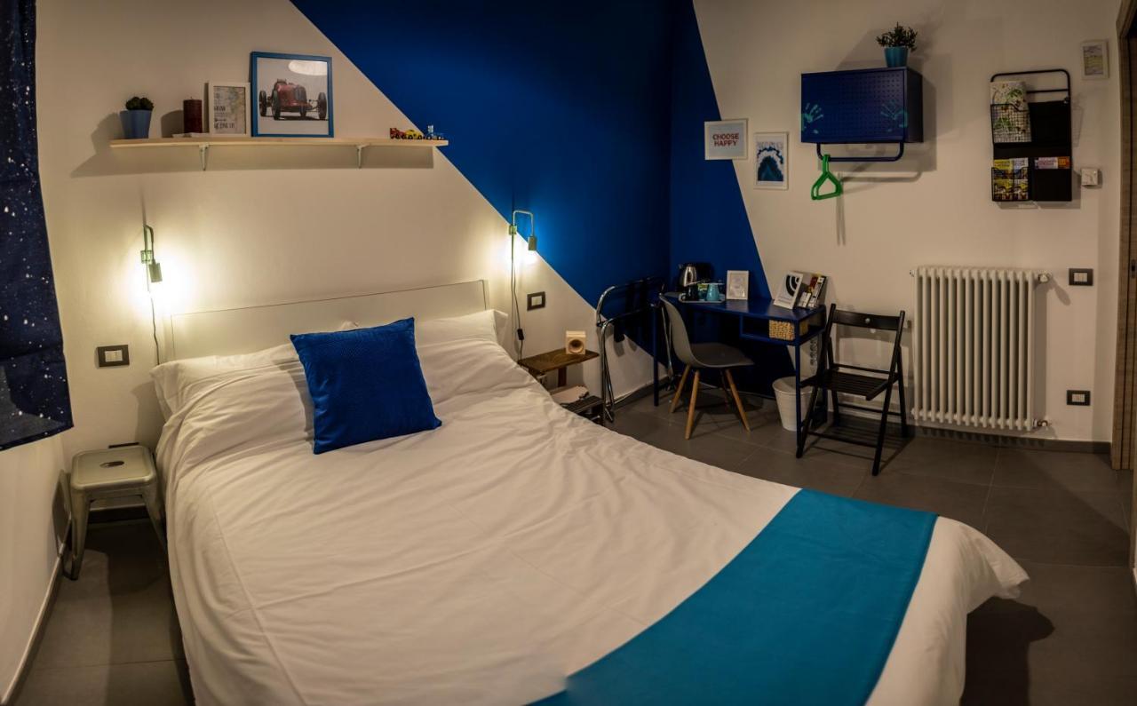 R&B La Pomposa Dei Motori Hotell Modena Eksteriør bilde