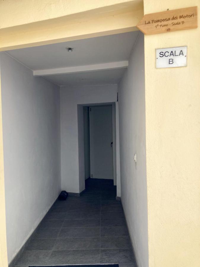R&B La Pomposa Dei Motori Hotell Modena Eksteriør bilde